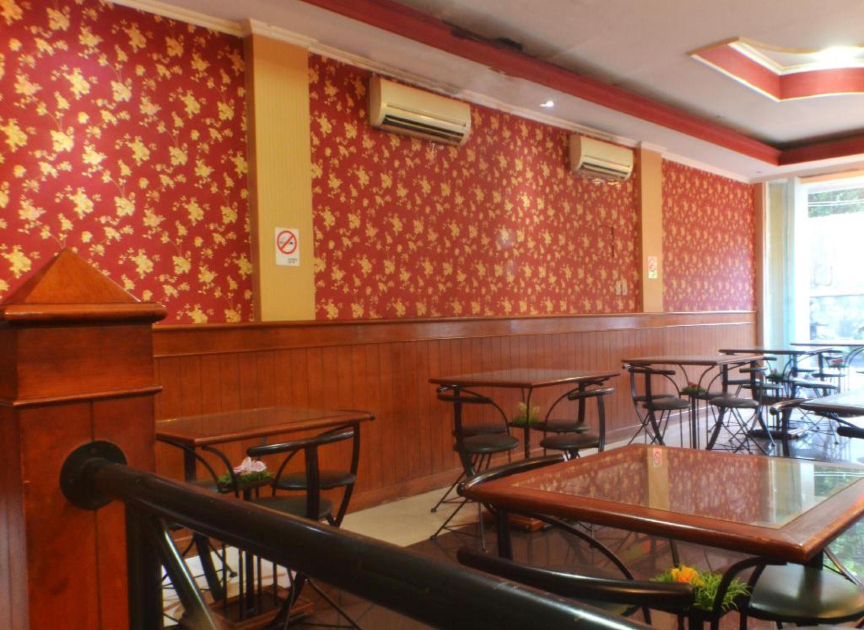 โรงแรมอิสตายา บุงูร์ จาการ์ตา ภายนอก รูปภาพ