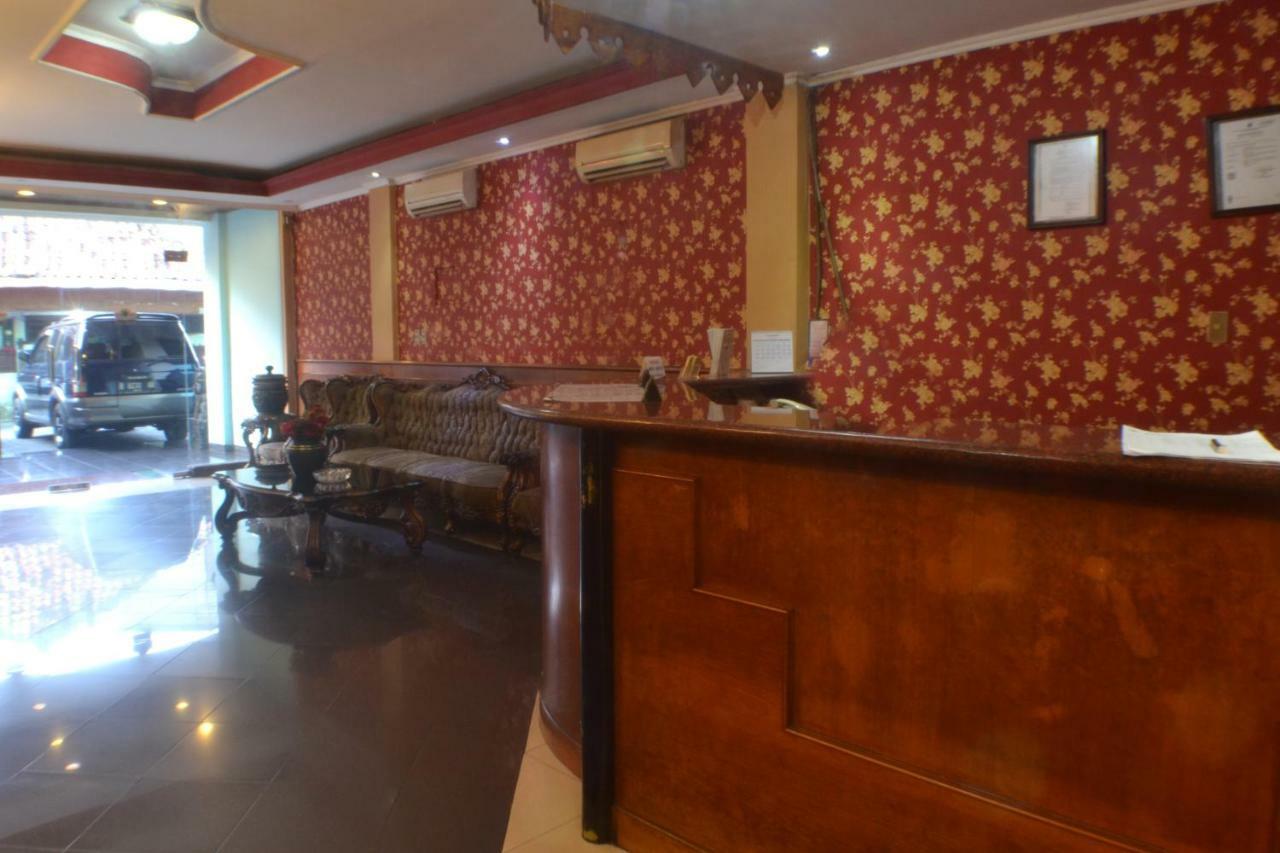 โรงแรมอิสตายา บุงูร์ จาการ์ตา ภายนอก รูปภาพ